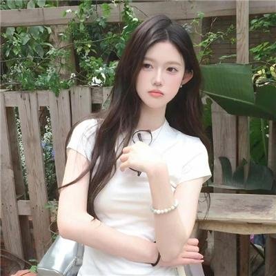 敦君与女朋友